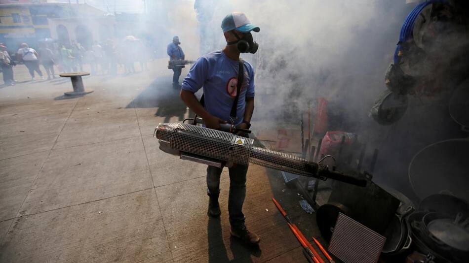 Lucha contra el dengue en Honduras, REUTERS