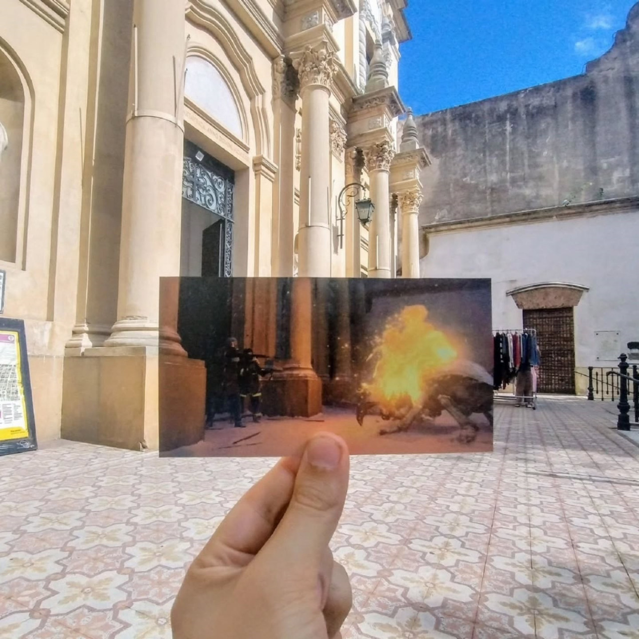 Reconstruyó con fotos las escenas de El Eternauta. Foto: Instagram/gonzazegarra