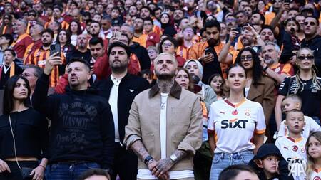 La China Suárez y Mauro Icardi en el Galatasaray con los hijos de la actriz. Foto X @florexplica
