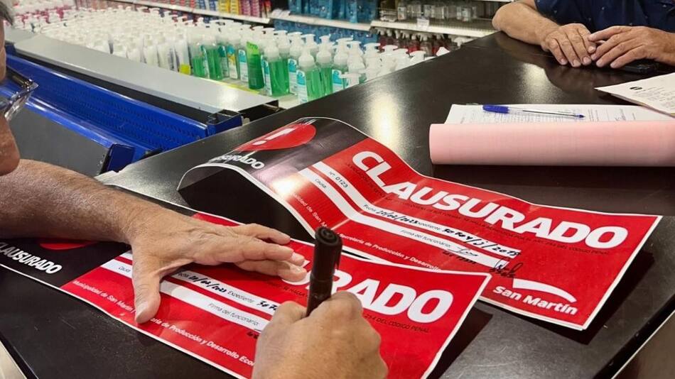 Operativo de fiscalización relámpago en el hiper jumbo de San Martín. Foto: Secretaría de Comercio de la Nación.
