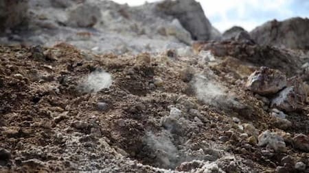 Tierra que arde en Mendoza. Foto: NA.