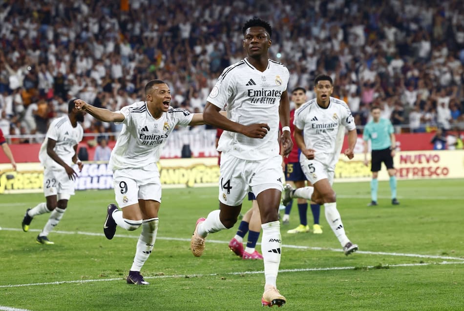 Kylian Mbappé y Aurélien Tchouaméni; Barcelona vs Real Madrid, final de la Copa del Rey. Foto: Reuters/Borja Suarez