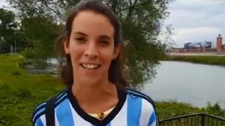 Pareja dejó todo y se fue a Rusia para seguir a la Selección