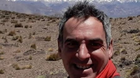 Hallaron con vida al abogado que era buscado en Mendoza luego de haberse perdido cuando escalaba el cerro El Plata