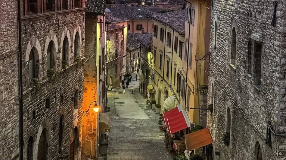 El pueblito con el Récord Guinness al árbol de Navidad más grande del mundo.