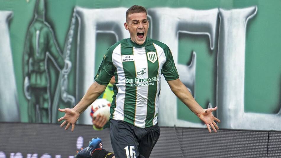 Liga Profesional de Fútbol, Banfield vs. Central Córdoba de Santiago del Estero. Foto: NA.
