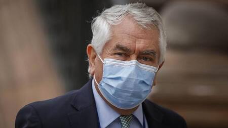 Enrique Paris, ministro de Salud de Chile