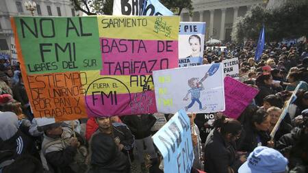 Marcha Federal en Plaza de Mayo, NA