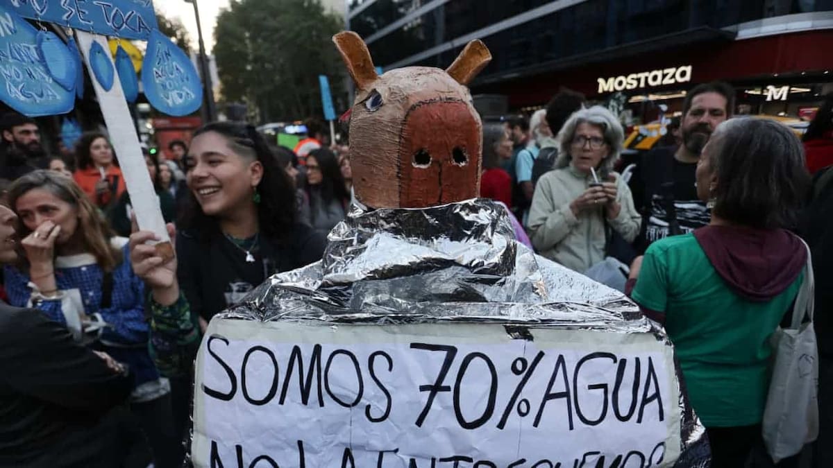 Ley de Glaciares: en la antesala del tratamiento de la reforma hubo protestas en todo el país