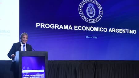 Caputo respaldó la apertura comercial en medio de la tensión con los industriales: “Es momento de dejar el pasado atrás”