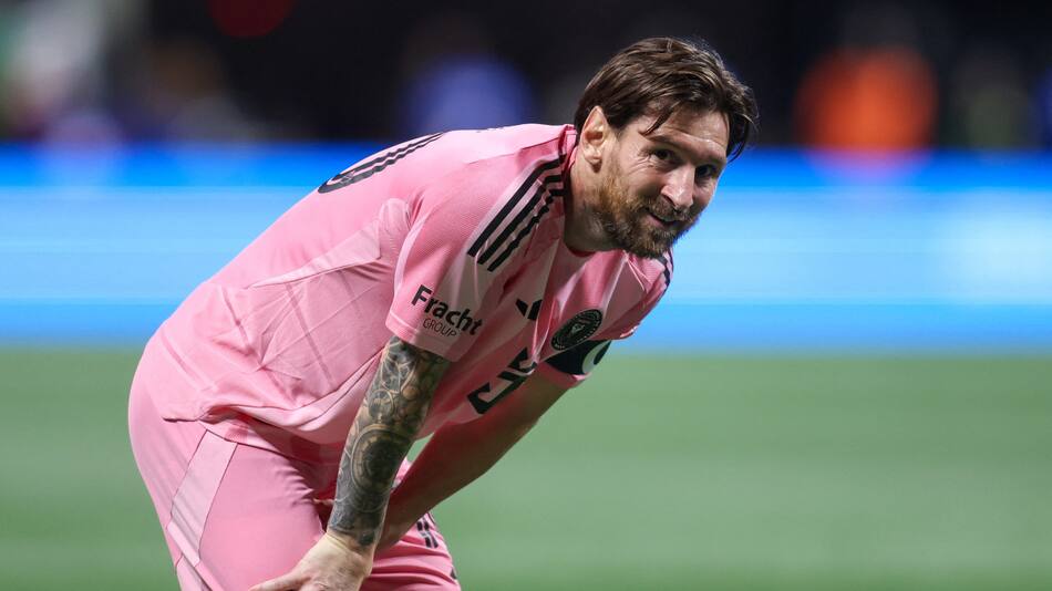 Lionel Messi tiene una molestia en el aductor de la pierna izquierda. Foto: Reuters.