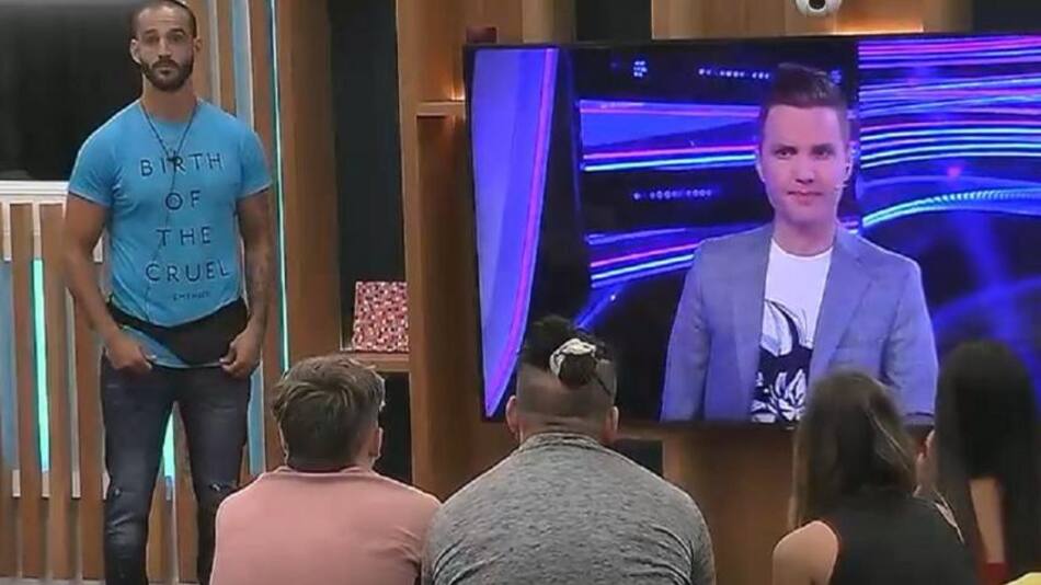 Maxi, líder de la semana en Gran Hermano, en la gala de salvación. Foto: Captura de TV.
