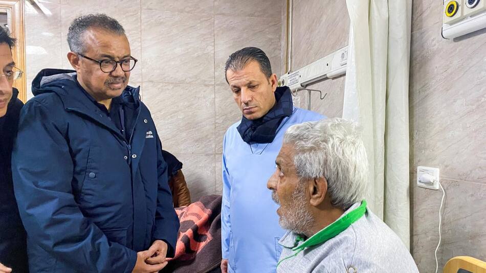 Dr. Tedros Adhanom Ghebreyesus, director de la Organización Mundial de la Salud (OMS) visita un hospital en Alepo, Siria. Foto: Reuters