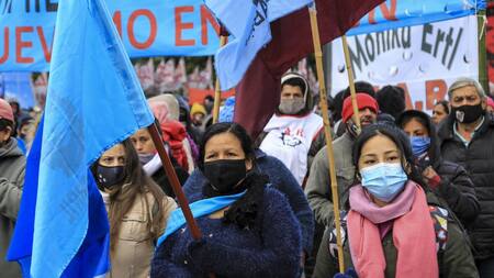 Movimientos sociales, organizaciones sociales, NA