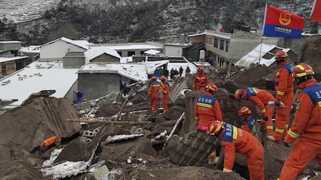 Alud en China: ascienden a 44 los muertos por el deslizamiento de tierra en Yunnan