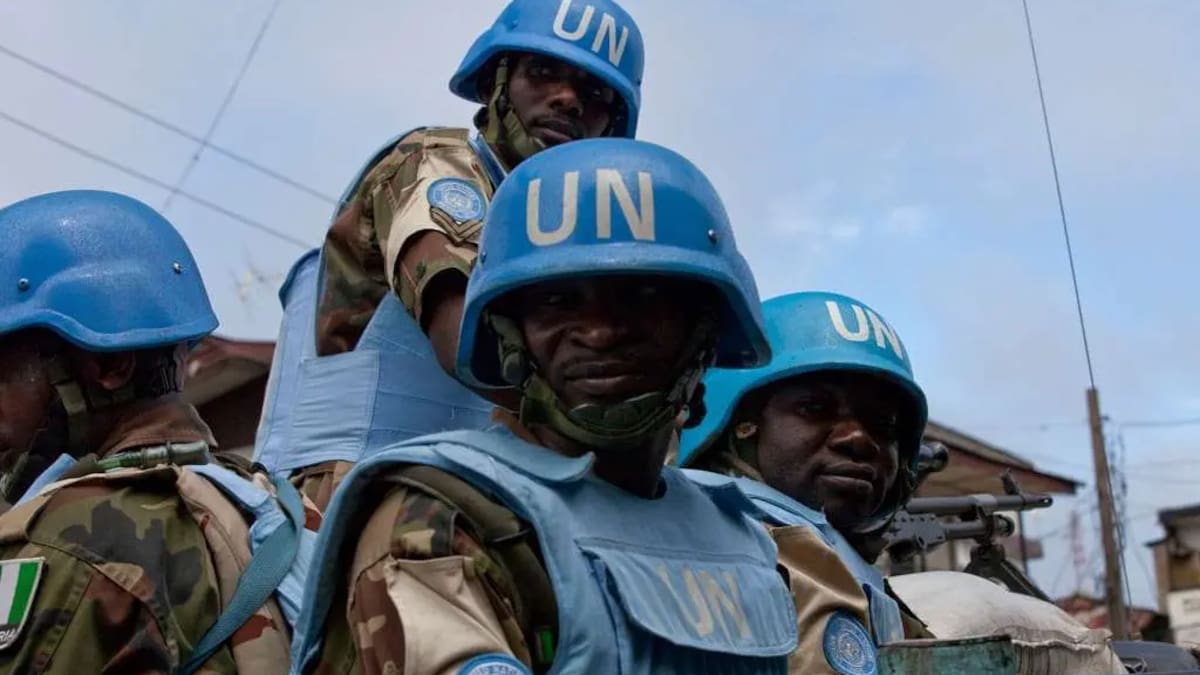 Macron anunció la muerte de un segundo casco azul y le atribuyó la responsabilidad a Hezbolá