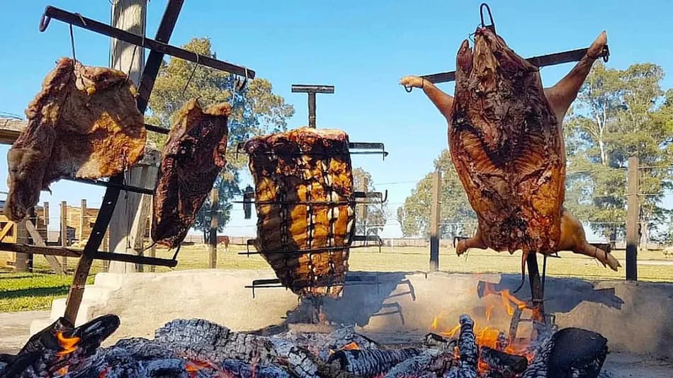 Parrilla en Carlos Keen. Foto: NA.