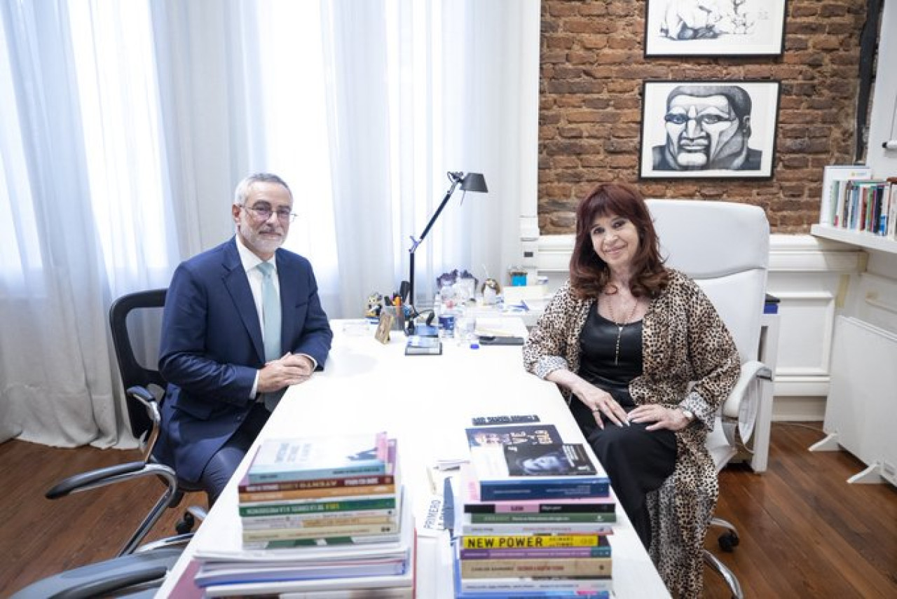 Cristina Fernández y Julio Glinternick Bitelli. Foto: X @CFKArgentina