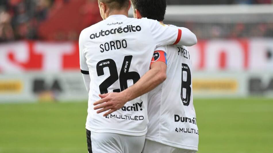 Festejo de Newells ante Lanús por la Liga Profesional de Fútbol. Foto: @Newells.