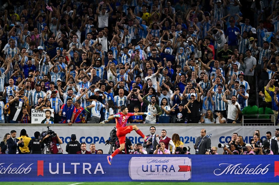 Emiliano Dibu Martínez, Selección Argentina; Copa América 2024. Foto: Reuters