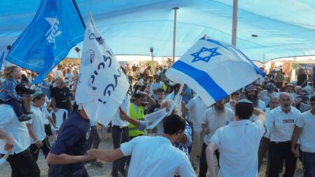 El grupo Nachala pide el reasentamiento israelí en Gaza. Foto: Reuters.