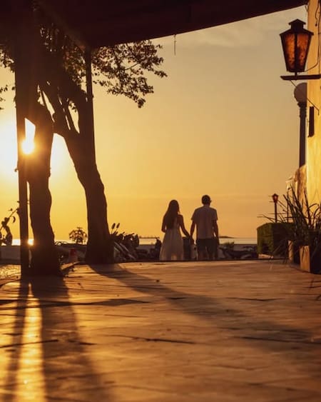 A una hora de Buenos Aires está la ciudad declarada Patrimonio de la Humanidad. Foto: Instagram @coloniadelsacramentouy