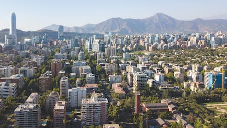 Santiago renombrará calles para conmemorar a víctimas de la dictadura de Chile. Foto Unsplash.