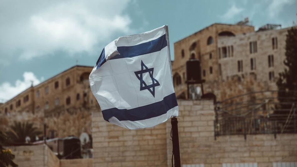 Bandera de Israel. Foto: Unsplash.