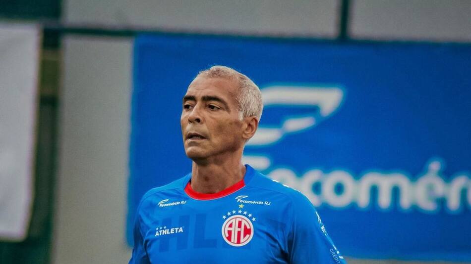 Romario se prepara para volver a jugar. Foto: Instagram @romariofaria