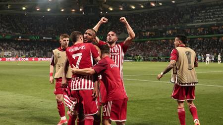 Olympiacos vs Florentina, Conference League. Foto: Reuters