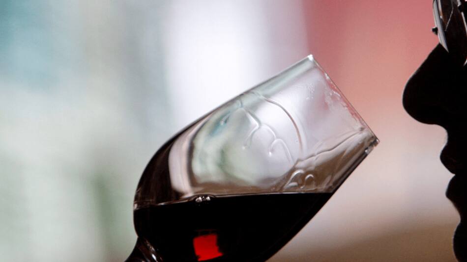Alcoholismo. Foto: Reuters