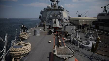 El buque de guerra avanzado de Estados Unidos, USS Gravely, Foto: Reuters/Kacper Pempel