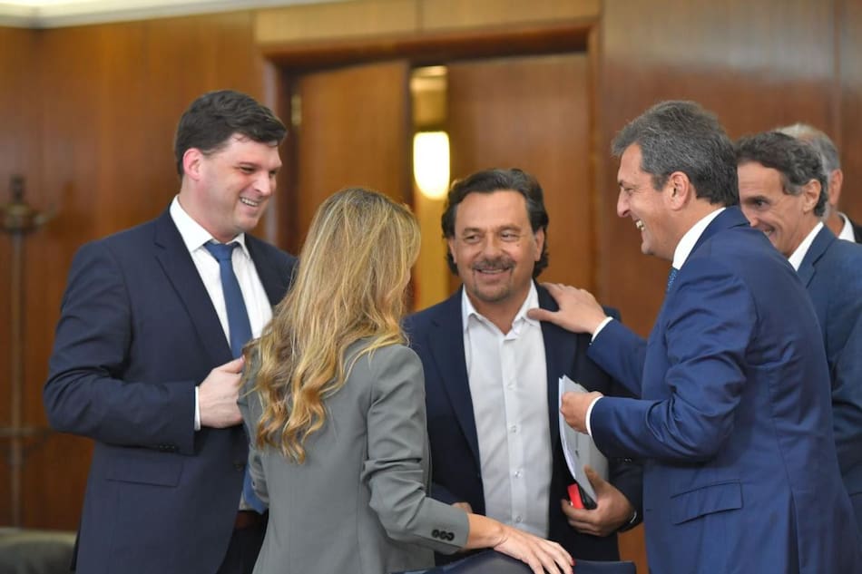 Sergio Massa junto a Gustavo Sáenz, gobernador de Salta. Foto: Ministerio de Economía.