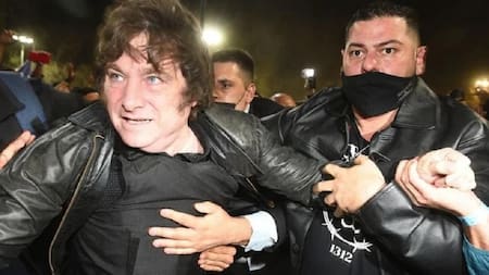 Javier Milei, chaleco antibalas, seguridad, NA