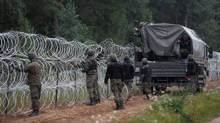 Refuerzo de los pasos fronterizos en Polonia. Foto: Reuters.