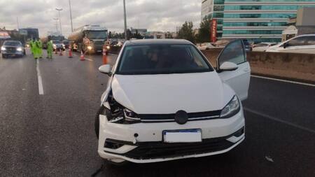 Panamericana: un conductor murió luego de bajar para arreglar una rueda y ser atropellado un auto