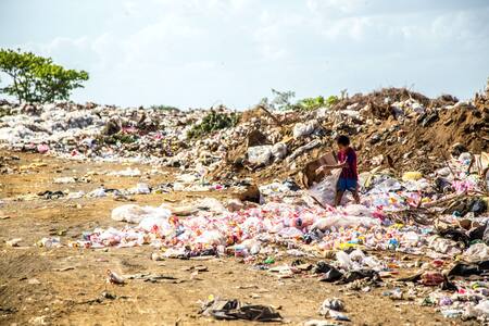 Basural, contaminación, residuos. Foto: Unsplash