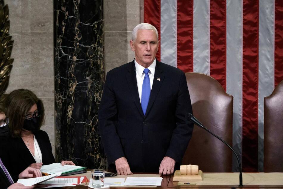 Mike Pence, el día de certificar la presidencia de Biden. Foto: Reuters.