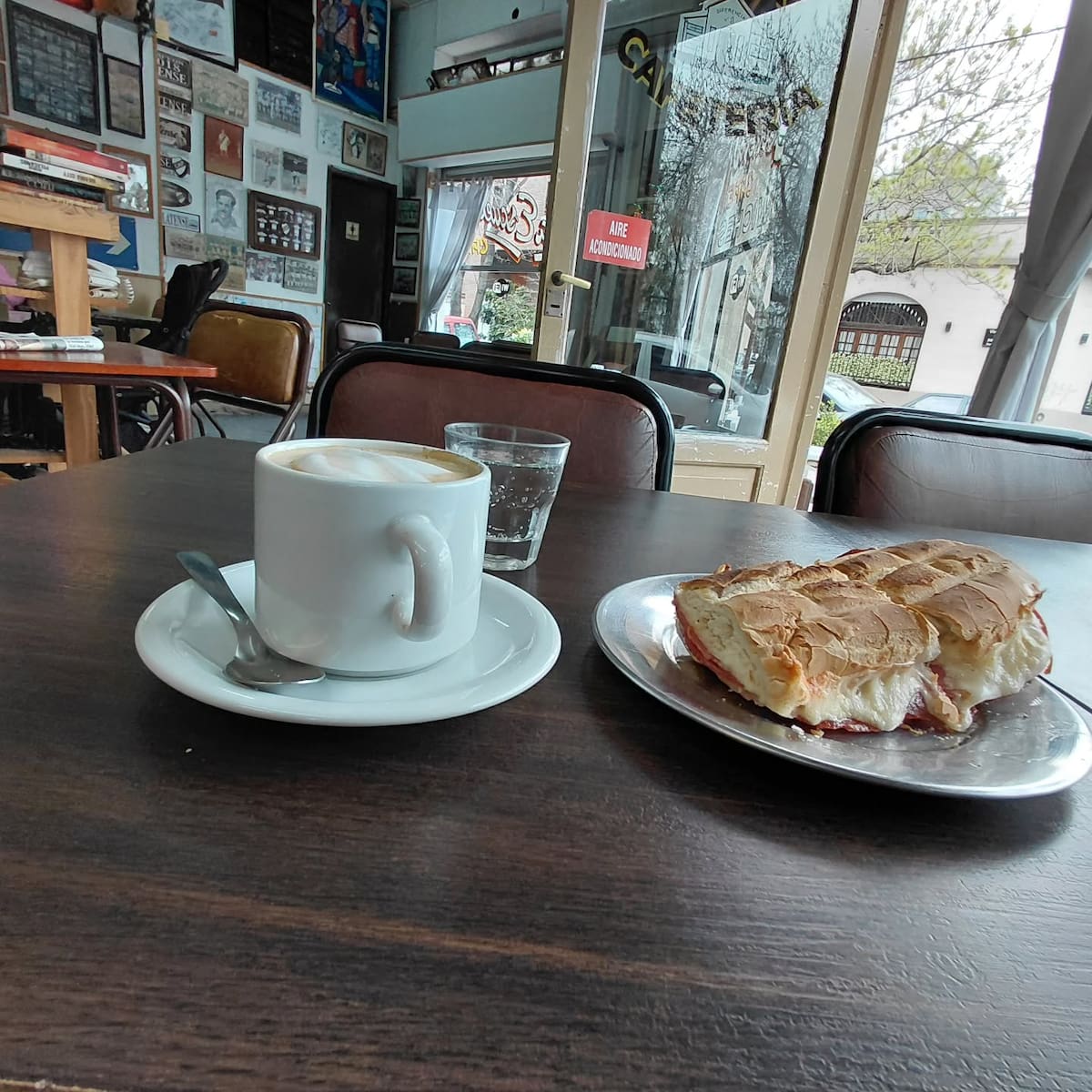 El bar que todo hincha de Platense debe conocer