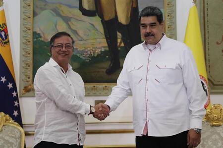 Gustavo Petro y Nicolás Maduro. Foto: EFE