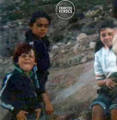 La fotografía que dio nombre a la banda. Foto: Instagram @enanitosverdes
