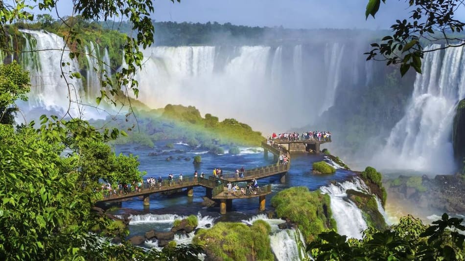 Foz de Iguazú, Cataratas, Brasil, frontera con Argentina, turismo