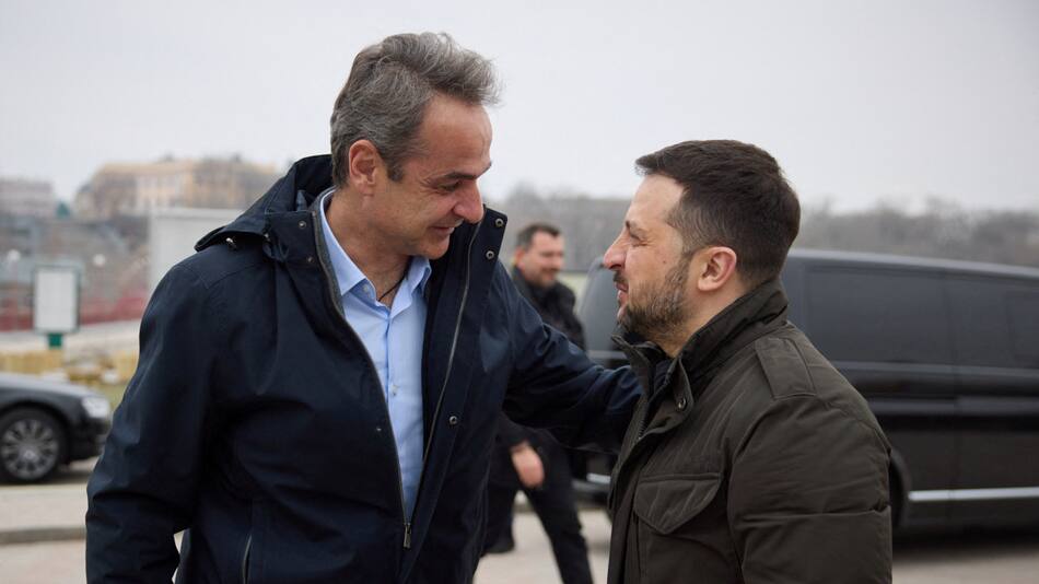 La reunión entre las autoridades griegas y ucranianas casi tiene un final fatal. Foto: Reuters