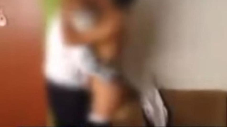 Policías teniendo sexo en la escuela
