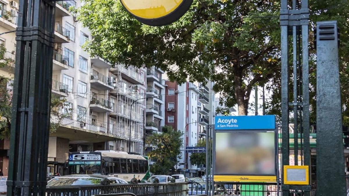 línea a estación acoyte arrollaron a una persona en el subte