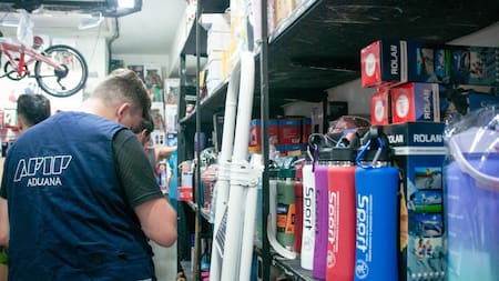 Prohibidos para el 2025: los productos que ya no se podrán ingresar a la Argentina