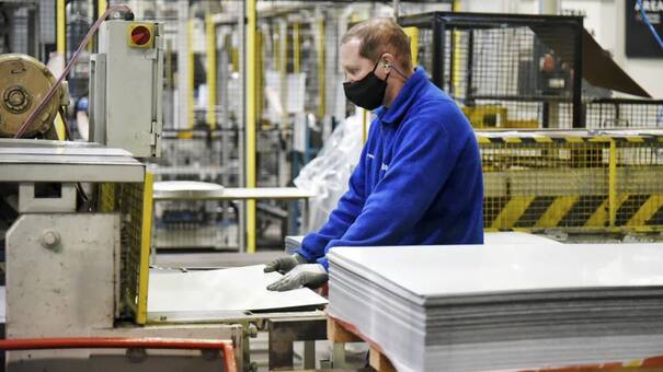 La situación de las pymes: cada 10 empleados que contrata, recibe una demanda laboral
