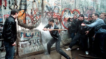Efemérides: a 33 años de la caída del Muro de Berlín