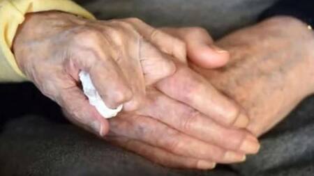 Madre e hijo - Ancianos