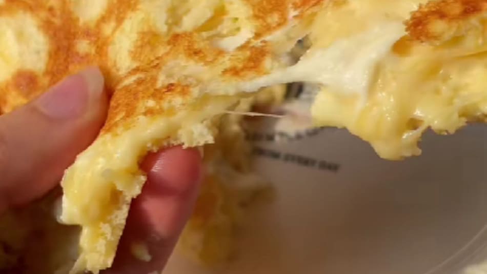 Panqueques de chipá. Foto: captura TikTok